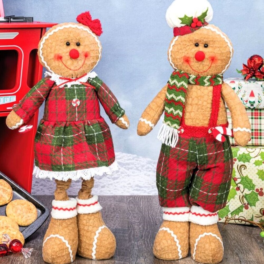 Holiday Gingerbread Couple Plush Decoration Set